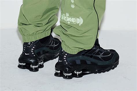 nike x supreme schoenen|Nike X supreme download.